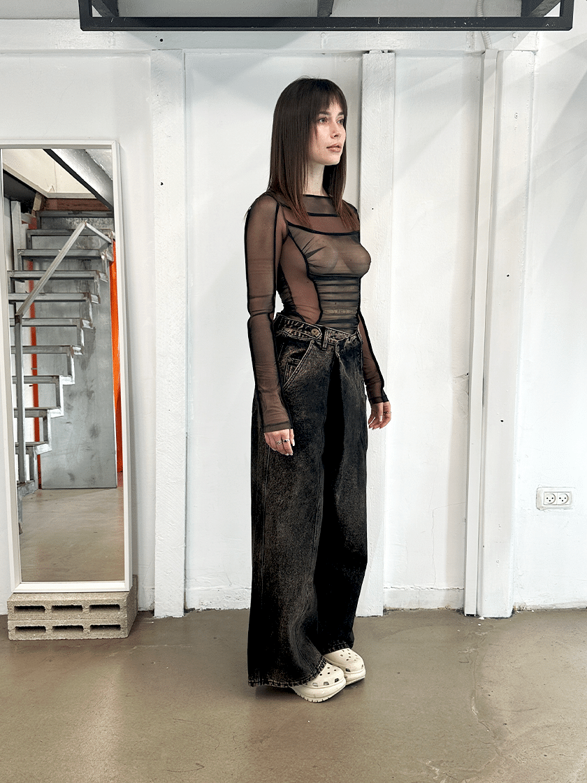 07LS13 Sheer L/S Top