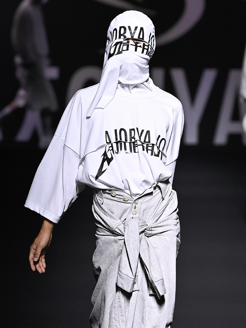 08TS13 Oversized Layered Logo Tee White