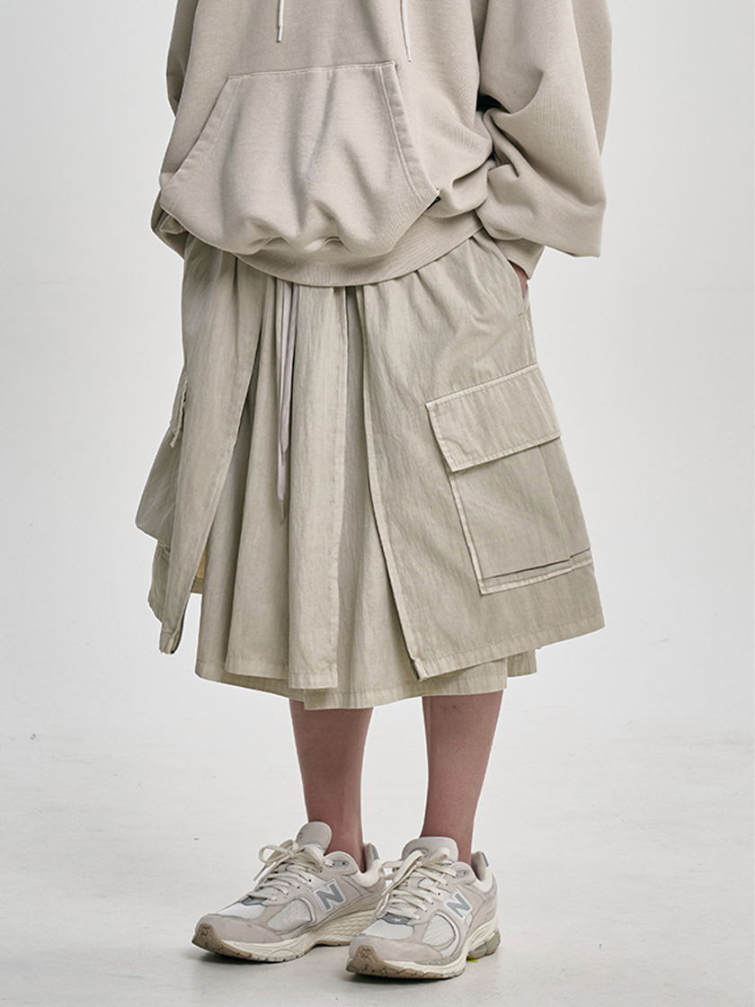 08ST07 Layered Zip-Up Shorts Ivory