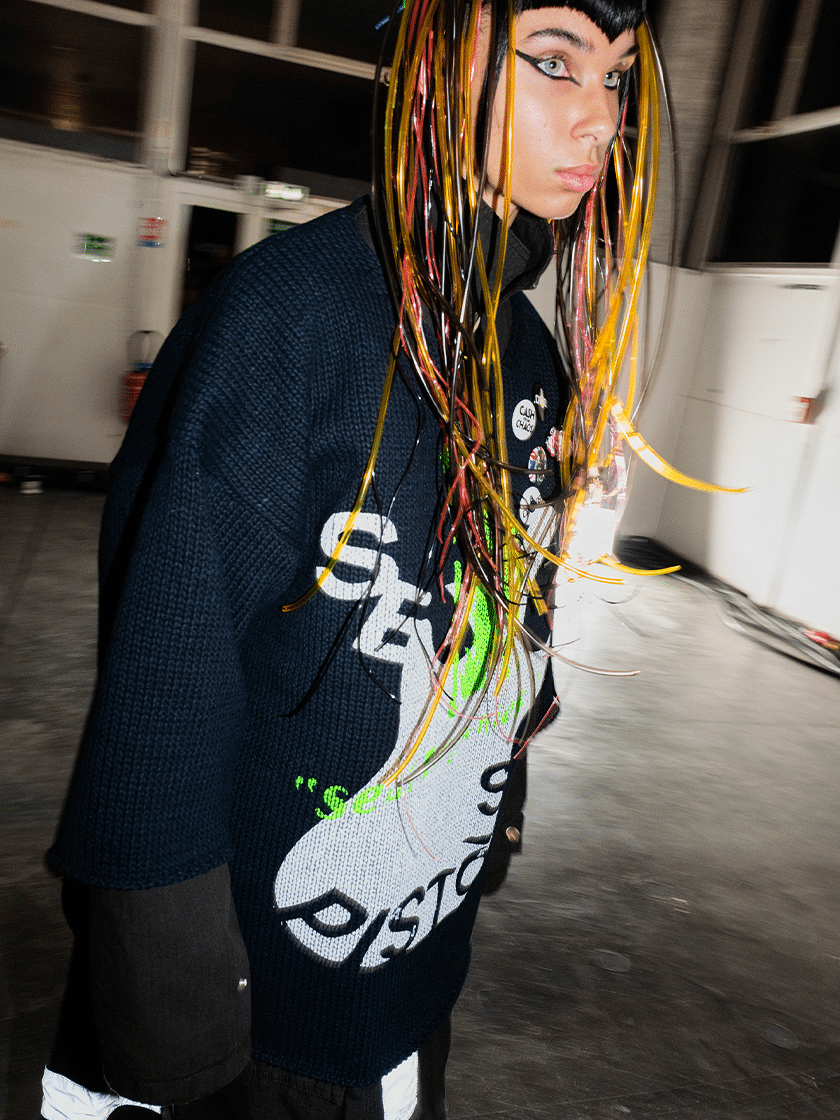 Pullover Guitar Knit