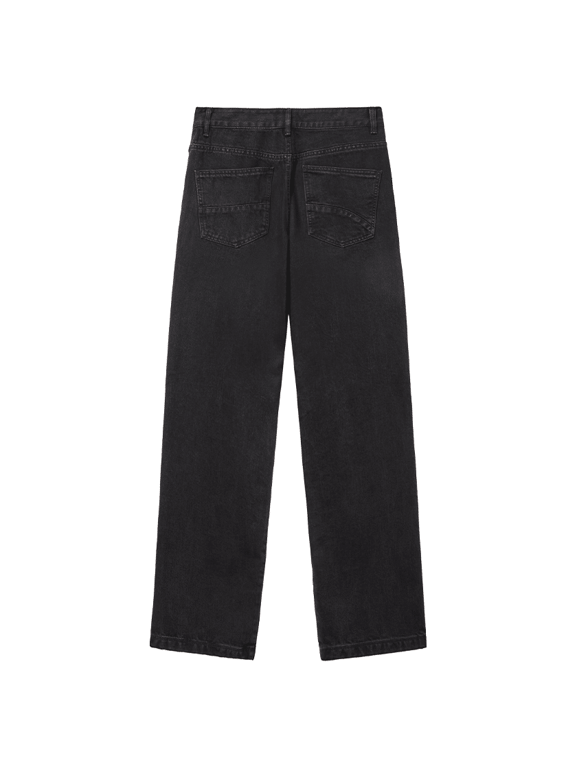 Curved Jeans