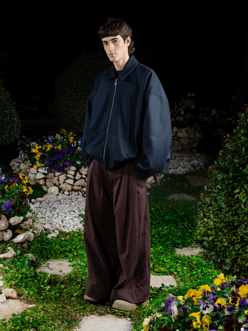 Wide-Legged Rivet Pants Burgundy