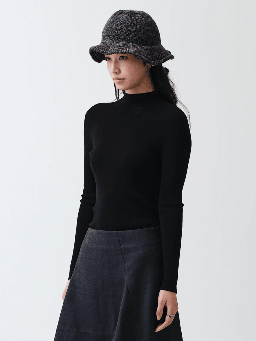 Biella Yarn Knit