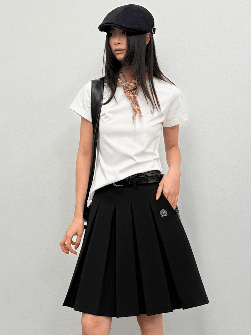 Pleated Short Skirt