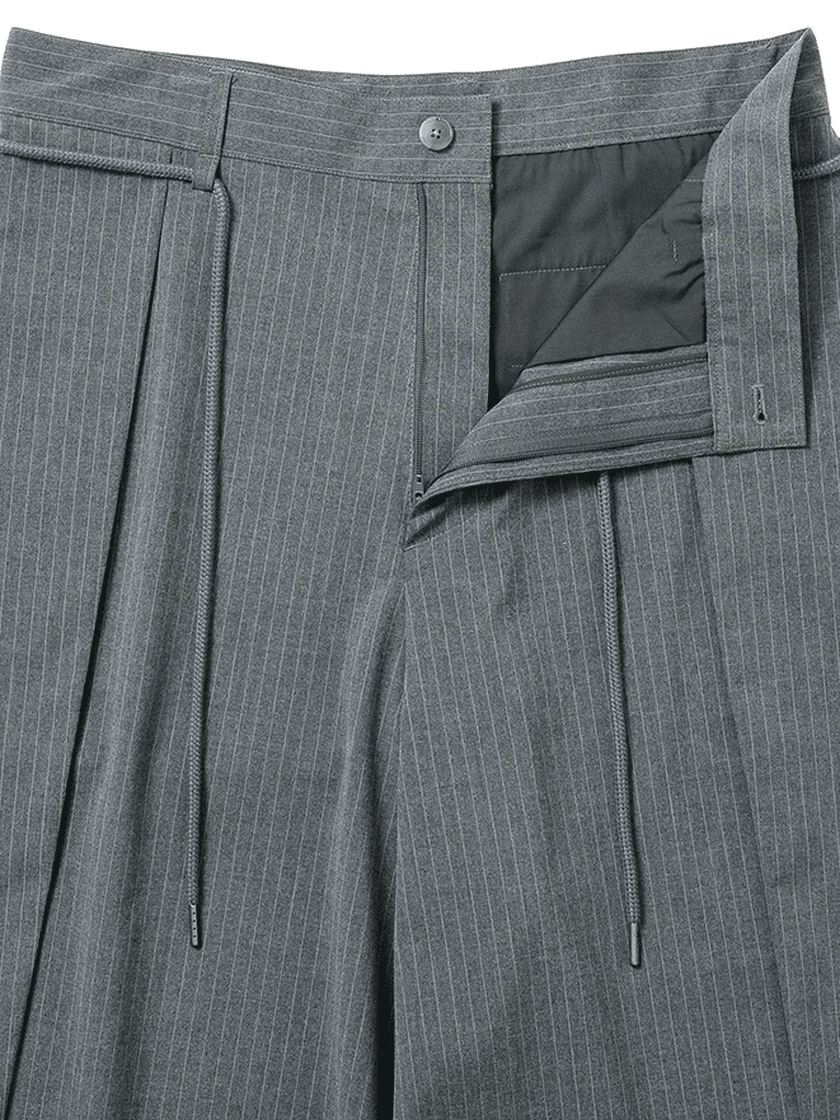 Striped One Tuck Bermuda Gray
