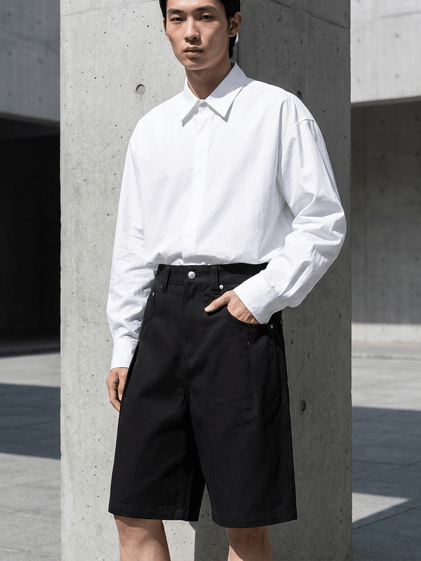 Pleated Twill Shorts