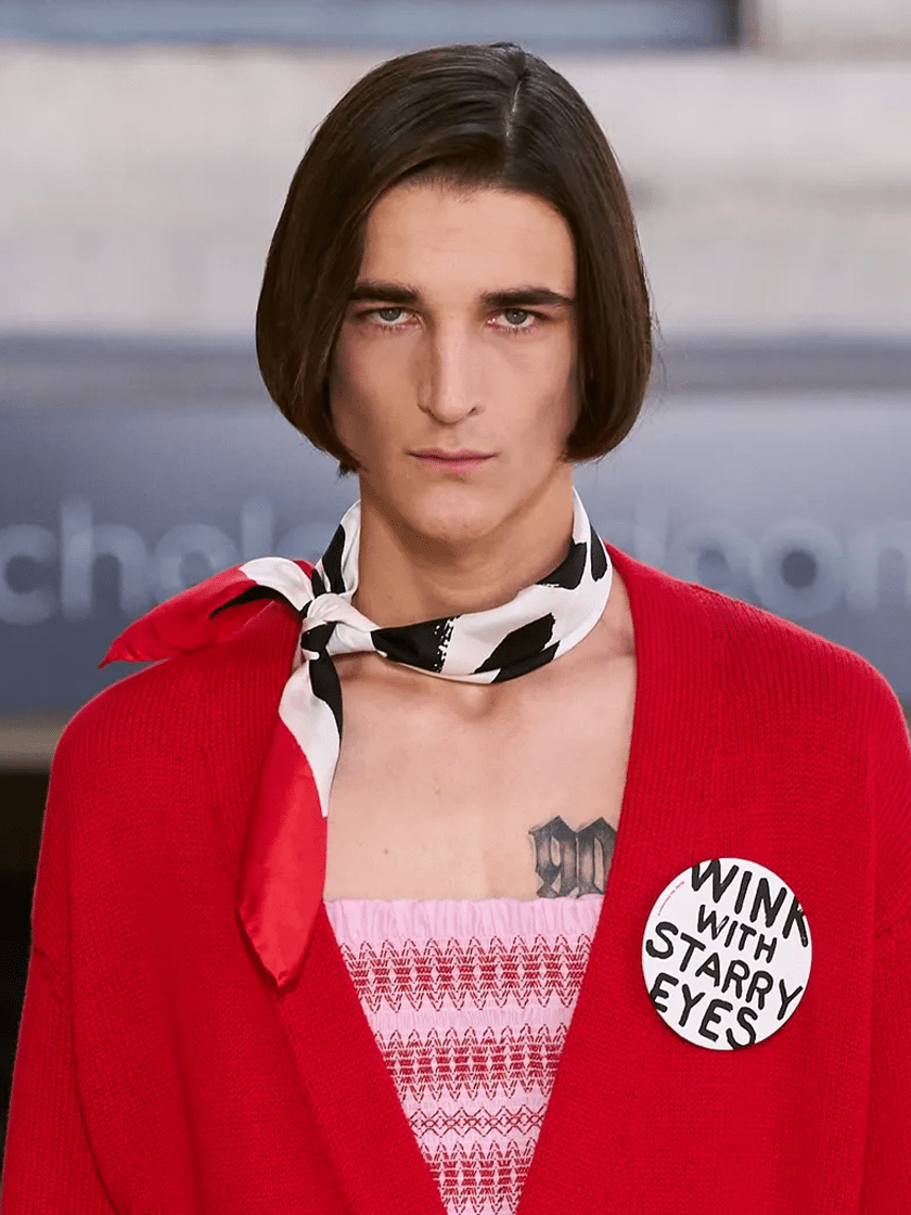 Wink Maxi Button