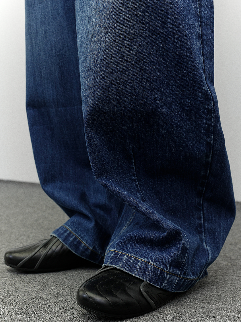 Dark Washed Cocoon Jeans