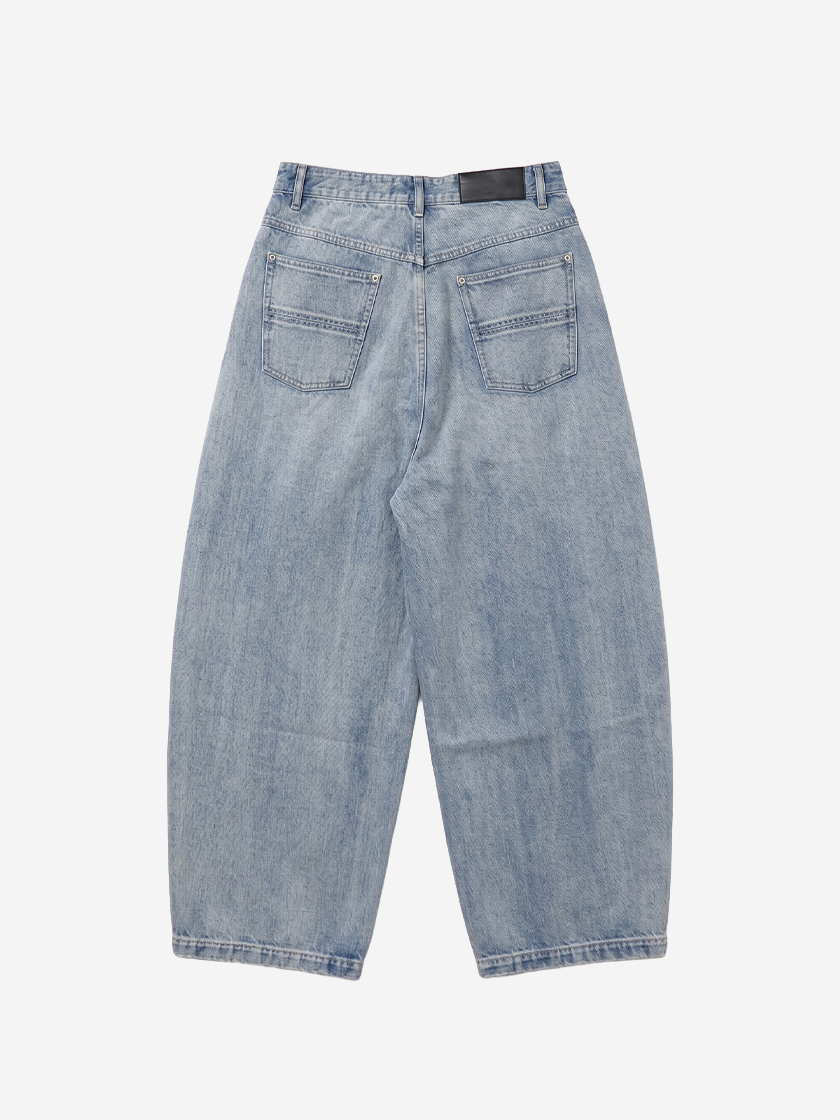 Light Washed Cocoon Jeans