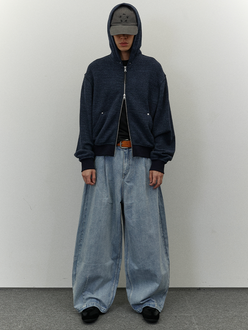 Light Washed Cocoon Jeans
