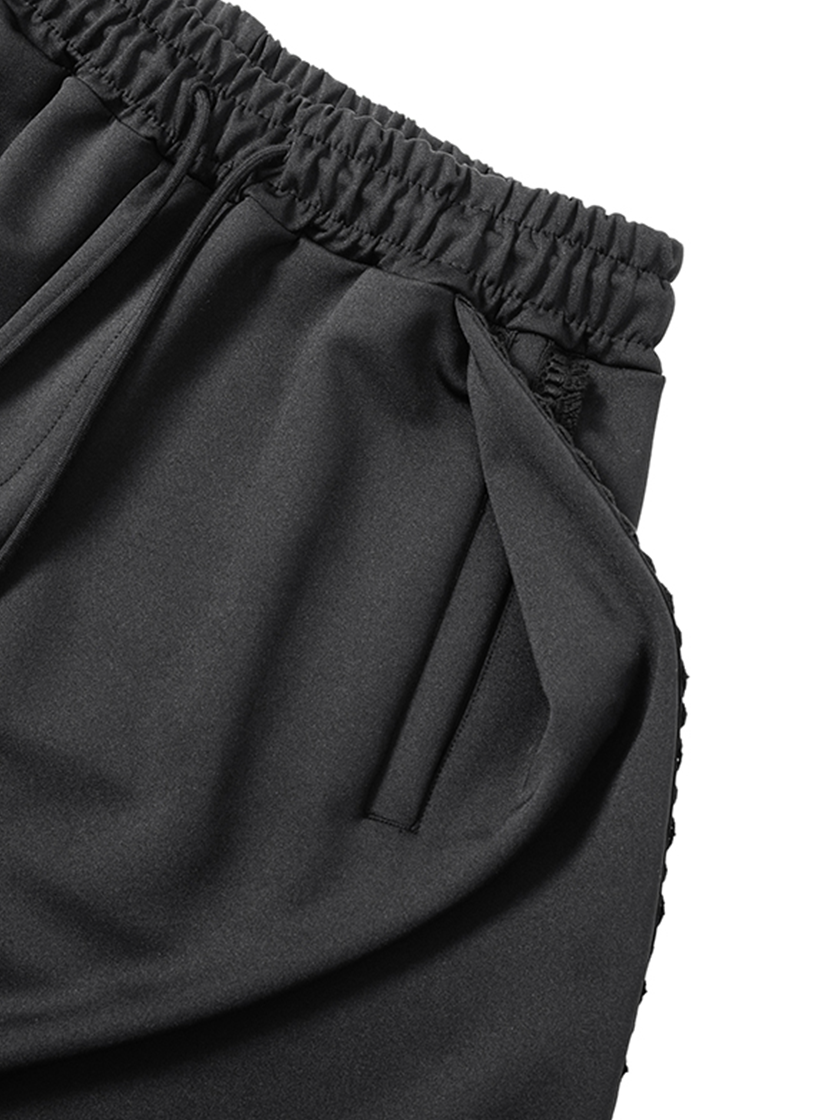 Lace Trim One Tuck Sweatpants