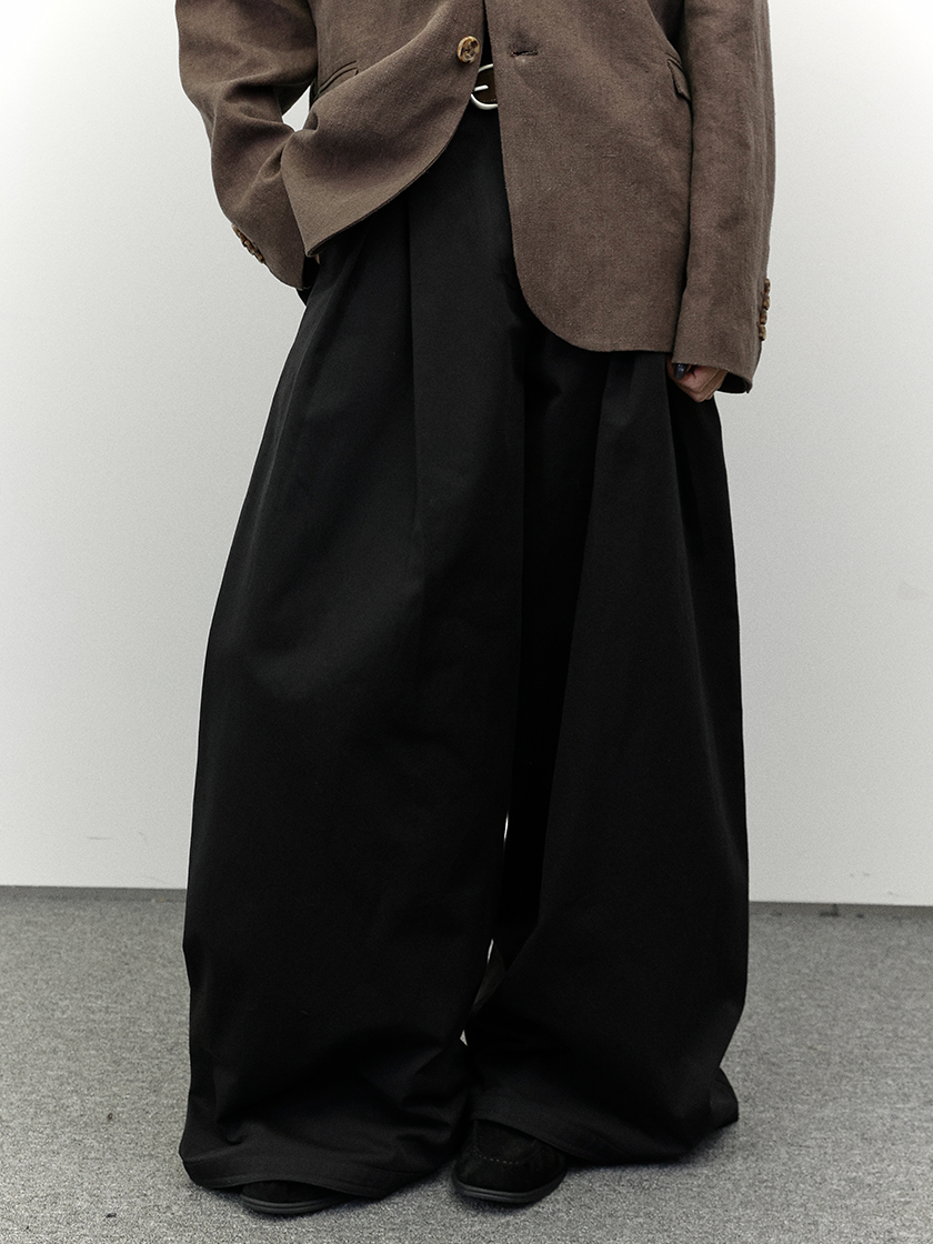 Pleated Wide-Leg Pants