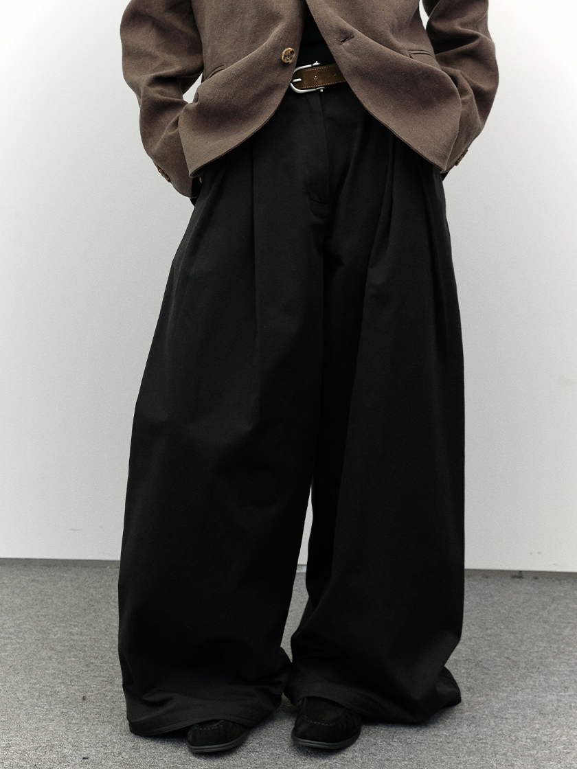Pleated Wide-Leg Pants